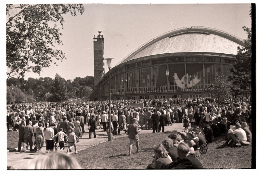 View on the back of the singing area