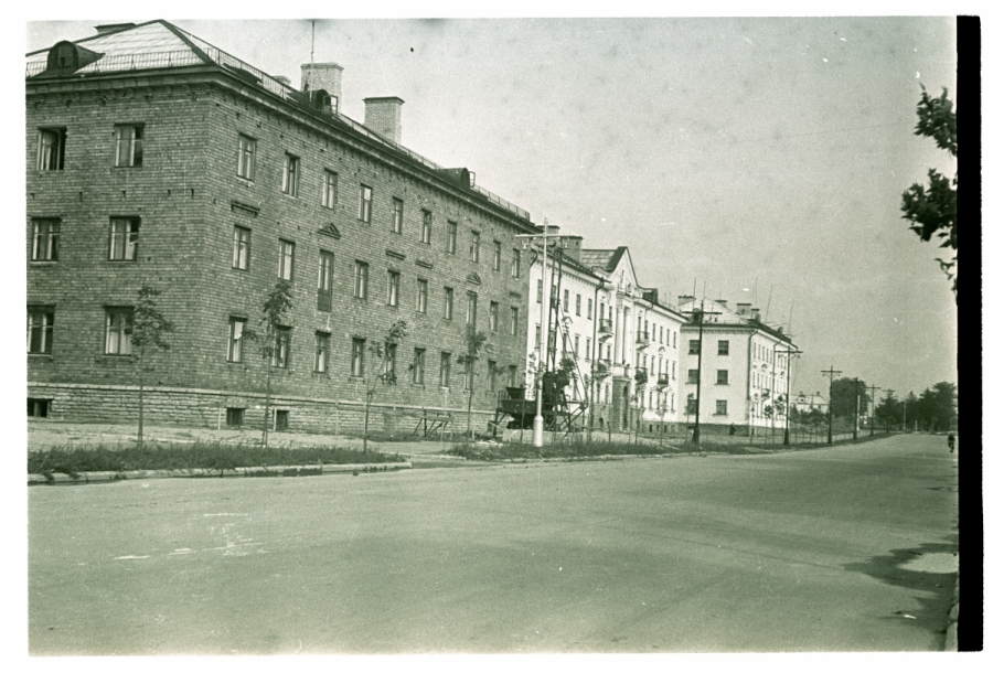 Facades of the 5th and 3rd houses of Tallinn, Makarov Street.