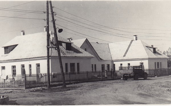 Hospital and ambulance building in Viiviku settlement