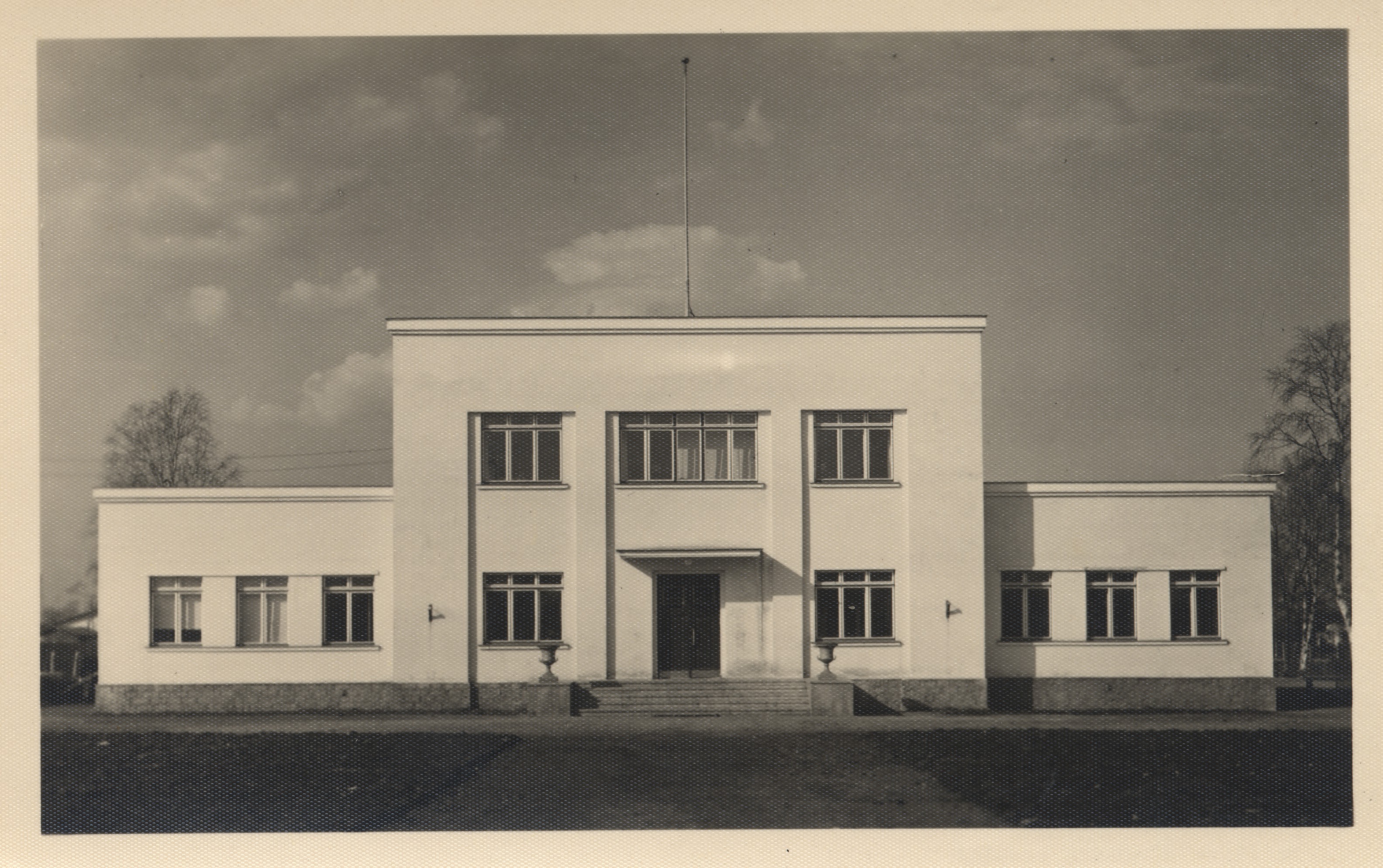 Estonia : The folk house of the stone oil shale industry