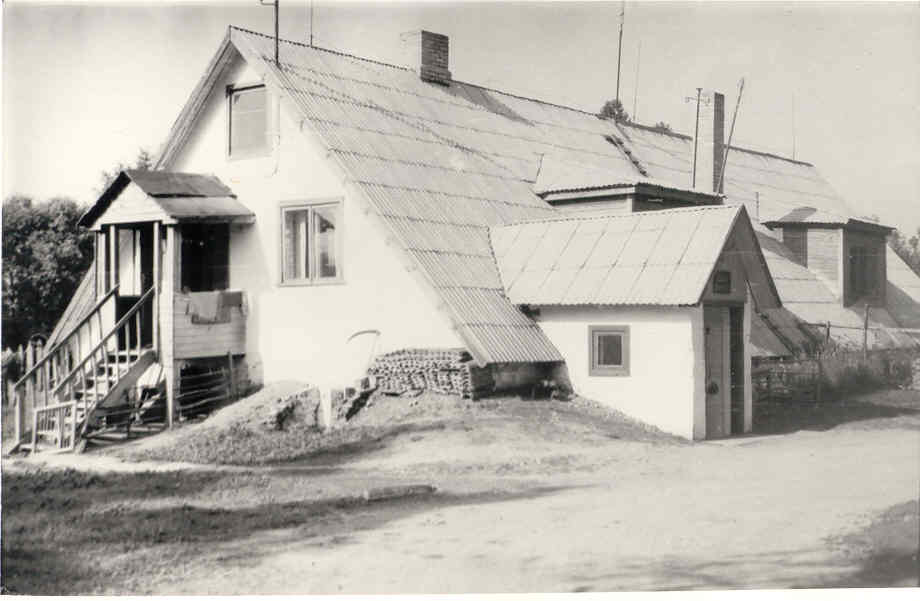 Tartu PTK Kabina Milk Point 1975