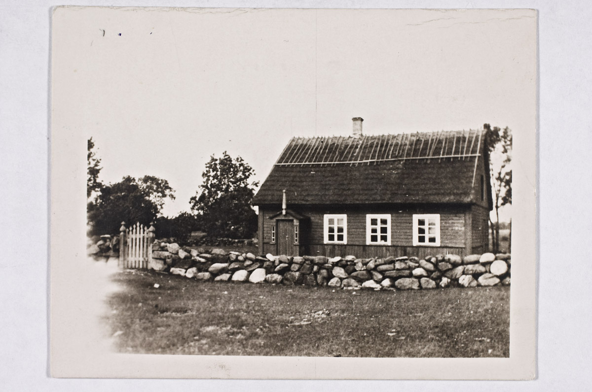 School house on Osmussaari.