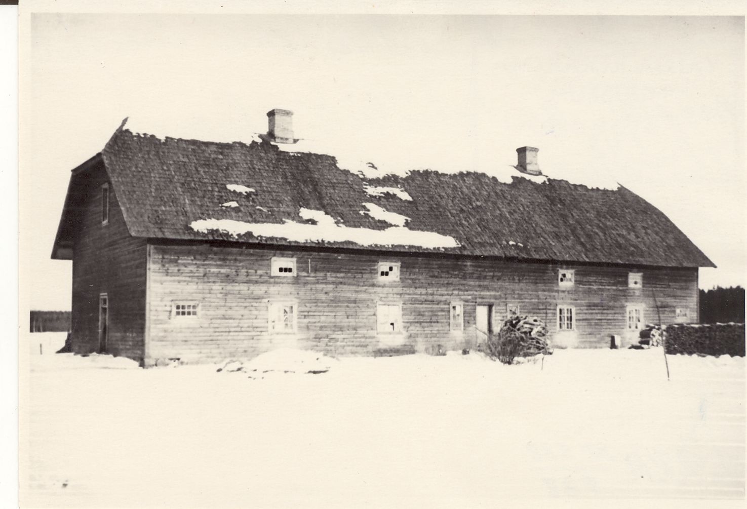 The residential house of the annual employees of the Sangaste Manor in the Valga district in the xx century. From the beginning