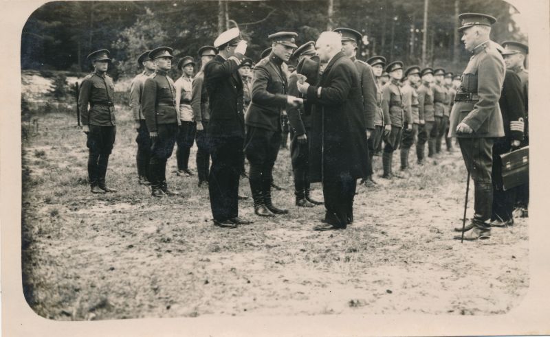 Photo. State Senior Konstantin Päts and General Laidoner on the island of Aegna on August 30, 1934.