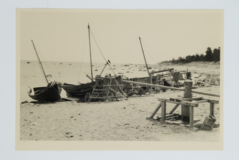 Naissaare beach in 1926.