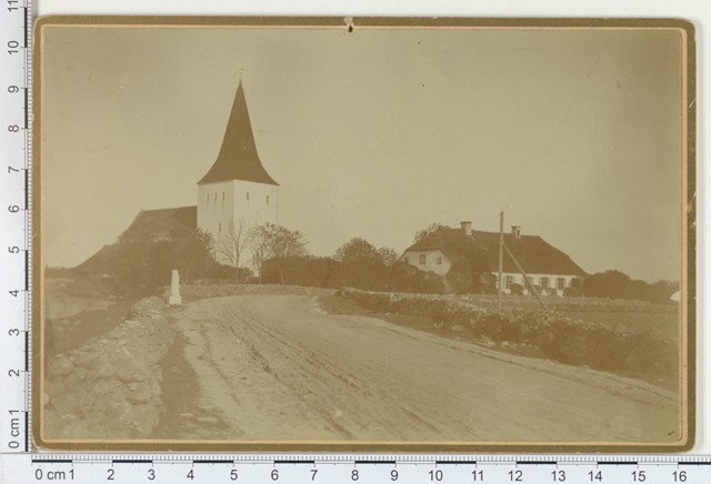 Pöide Church