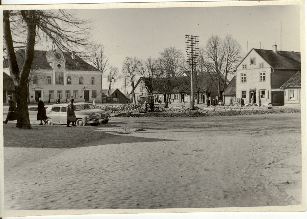 Photo, view 21. July in Paides Square 1952.