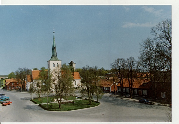 Paint photo, Paide Keskväljak 1993.