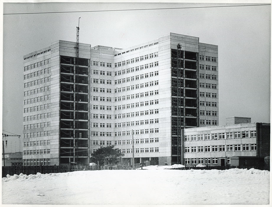 Construction of an ambulance hospital