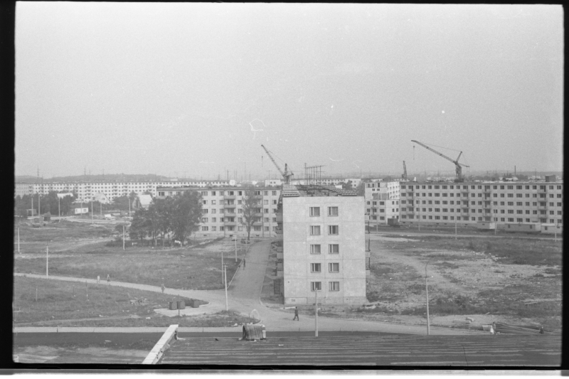 Construction of apartment buildings in Mustamäe 5th micro district. View e. Vilde road.