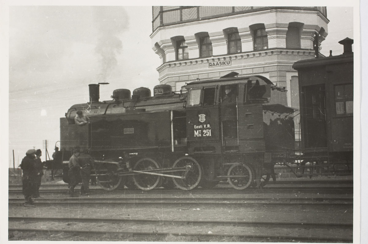 Locomotive m T/K - type 10 - during the trial at Raasiku Station.