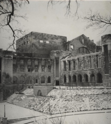 Theatre Vanemuine: ruins. Tartu, 1944.