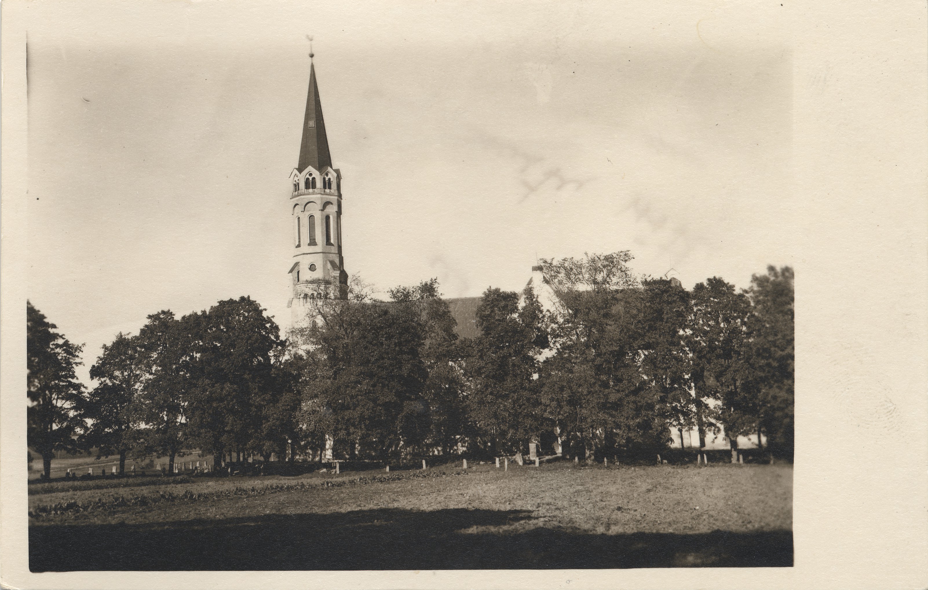 [halliste Church]