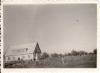 Photo, home in the 5th sovhose department of Koord in 1959.