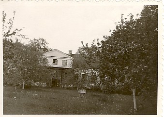 Photo, Koordi Manor 1960s.