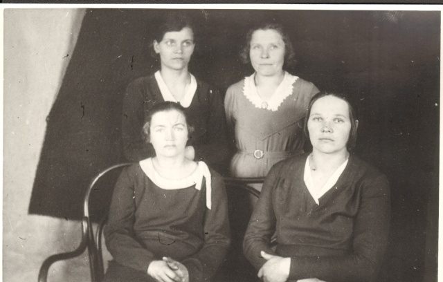 Photocopy, Cord family company management