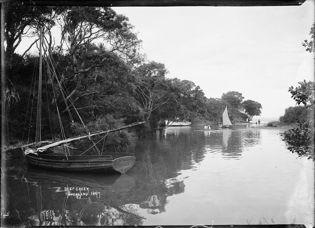 Pleasure craft at Deep Creek, Waiake Beach, Torbay, Auckland