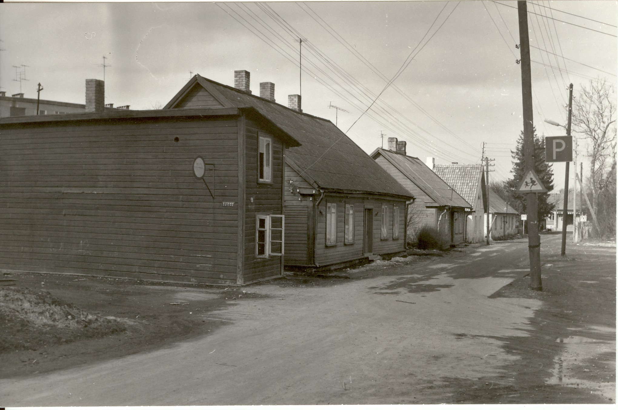 Photo, view on Väike-Aia street Paides 1985.