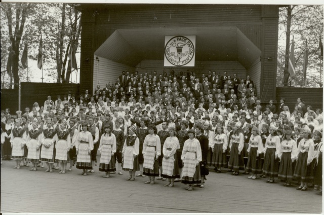 Photo Paide Song and Dance Day at Vallimäe Song Festival 1985
