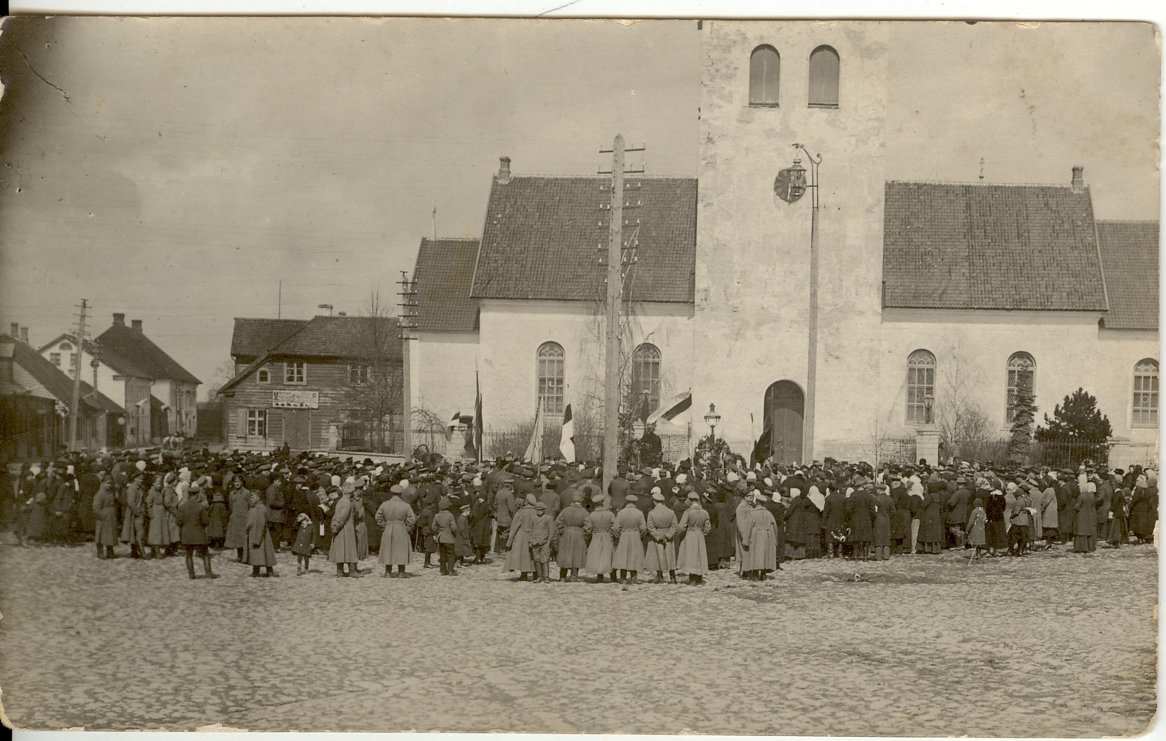 Photo, May 1 demonstration Paides 1917.