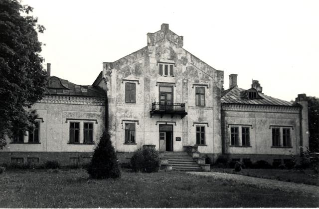 The preface of the main building of Pädaste Manor..