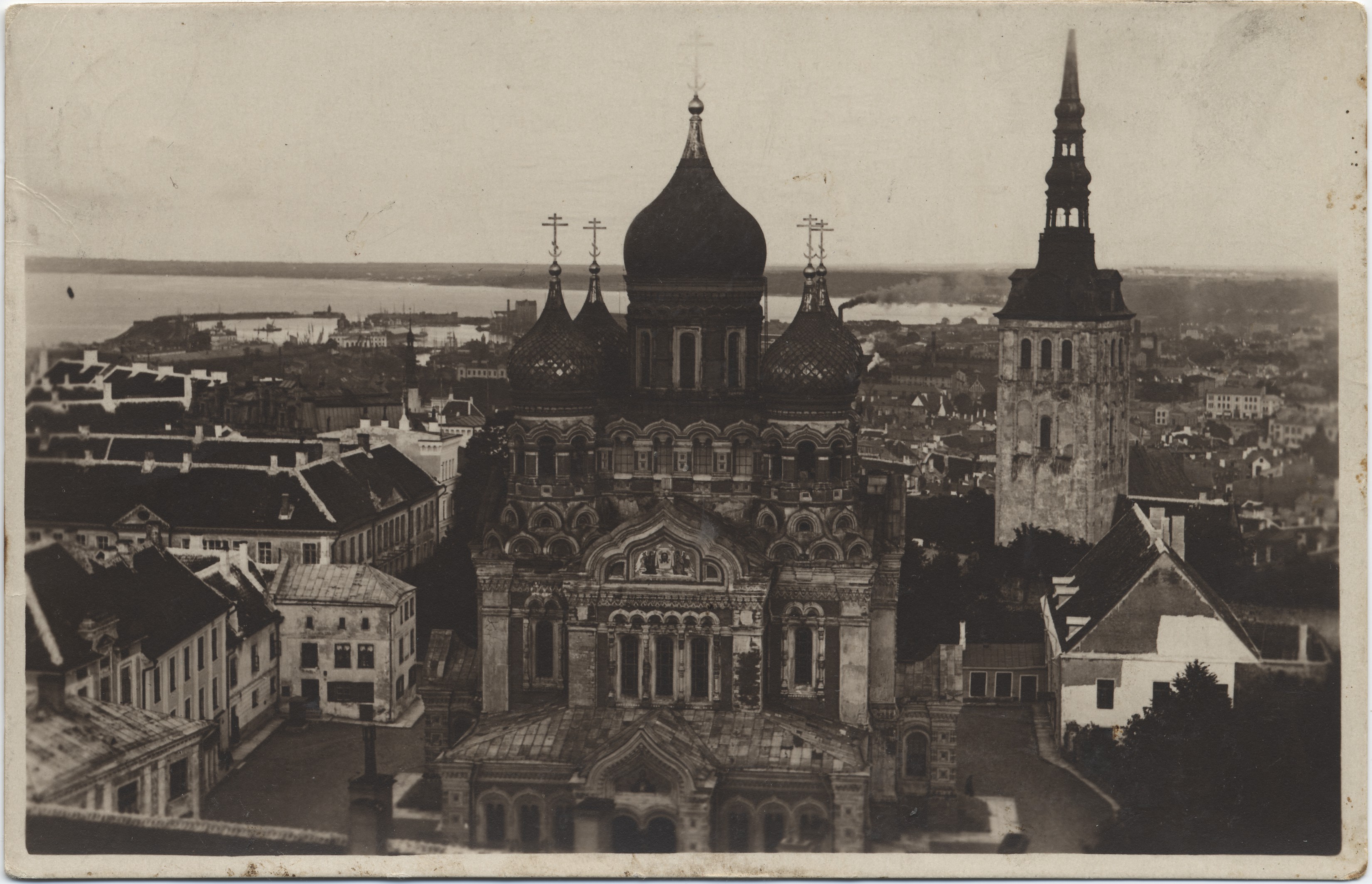 Estonia-tallinn : Aleksander Nevski Cathedral = Estonia-Tallinn : the Cathedral of Aleksander Nevsky