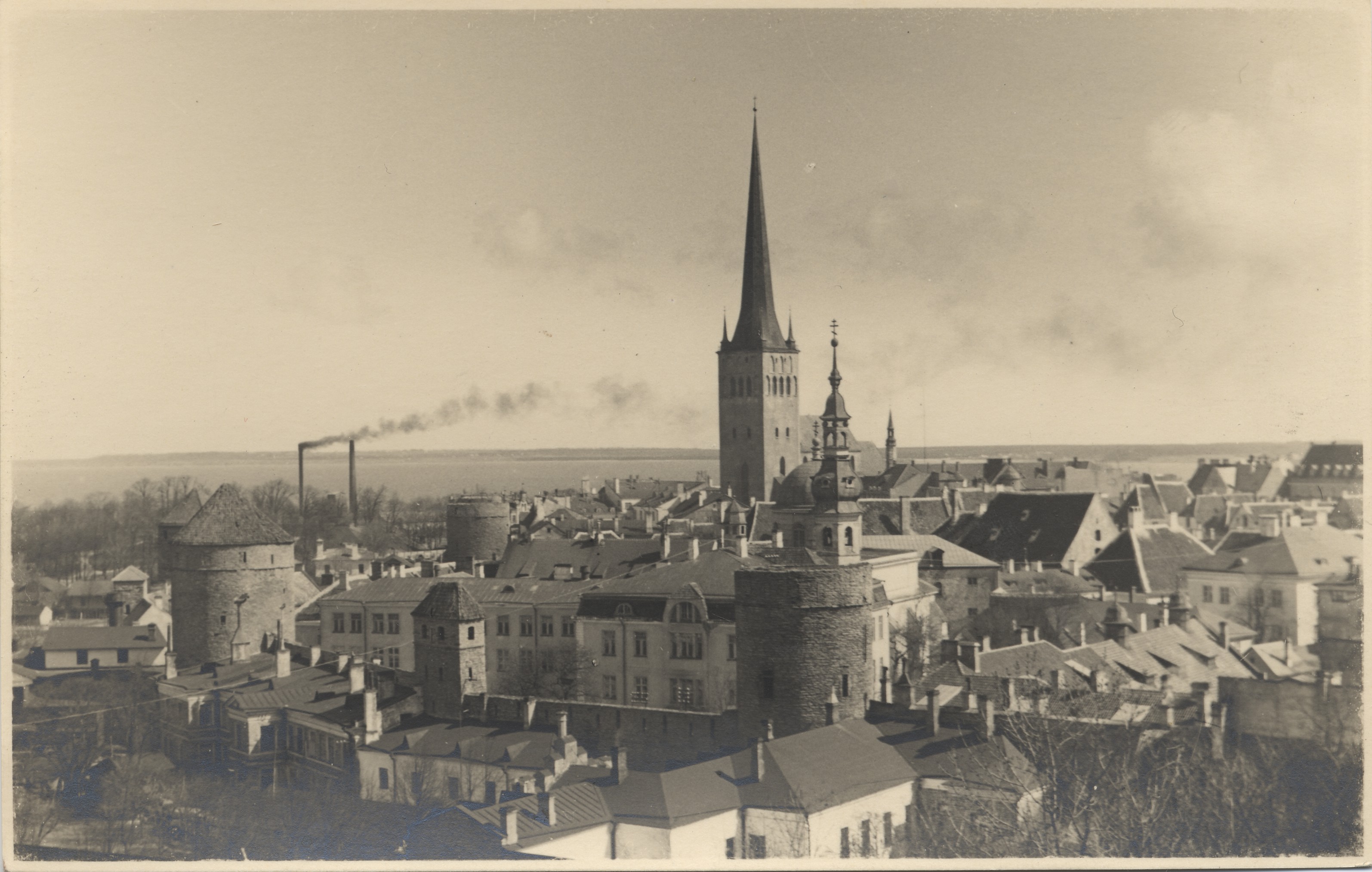 Tallinn : view Toompealt = Reval : Blick von Dom