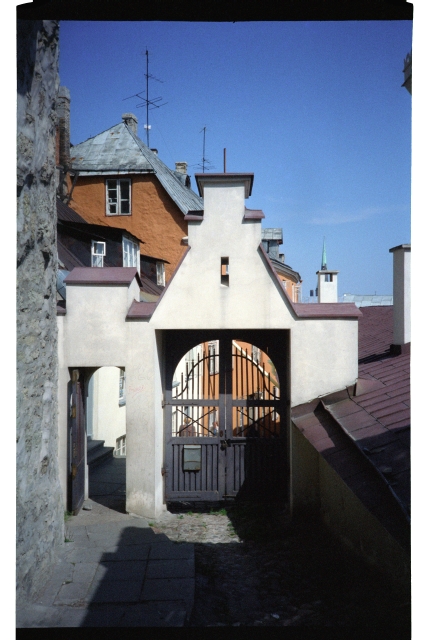 Short leg gate in the Old Town of Tallinn
