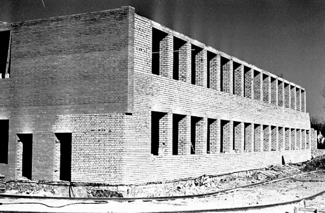 Construction of the inter-Colhosian mud treatment facility in Kingissepa.