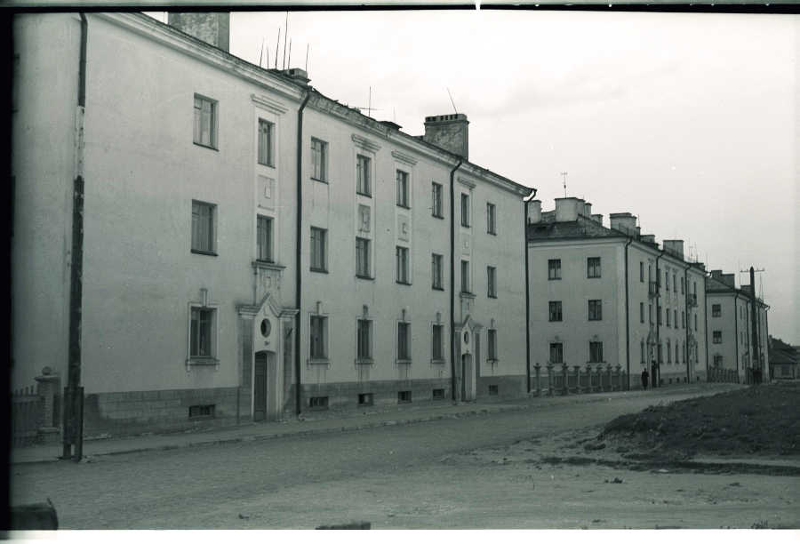 New buildings on Luha Street