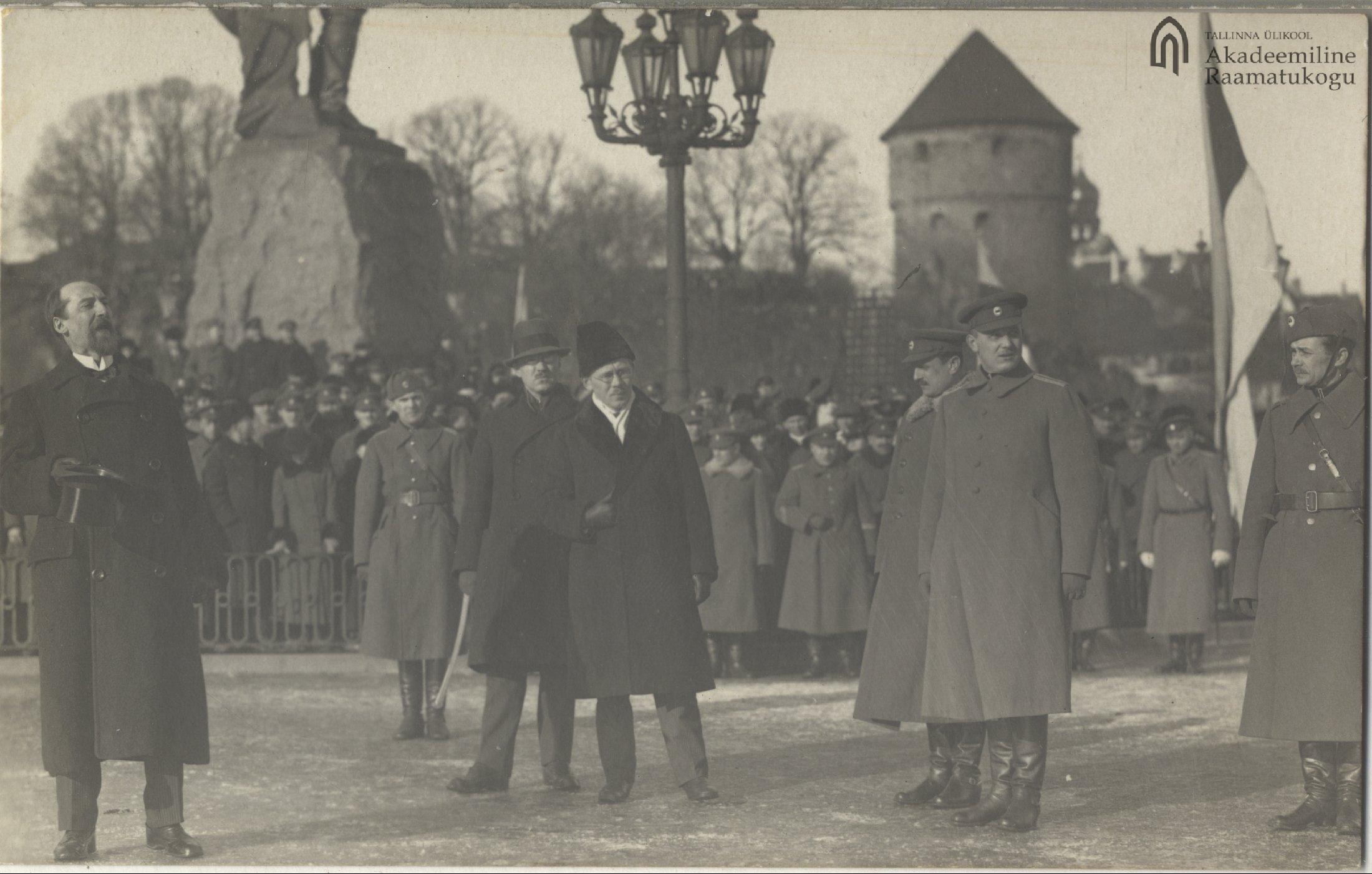 Tallinn. Paradise of the Anniversary of Estonian Independence 24.02.1920 in Tallinn Peetri Square.