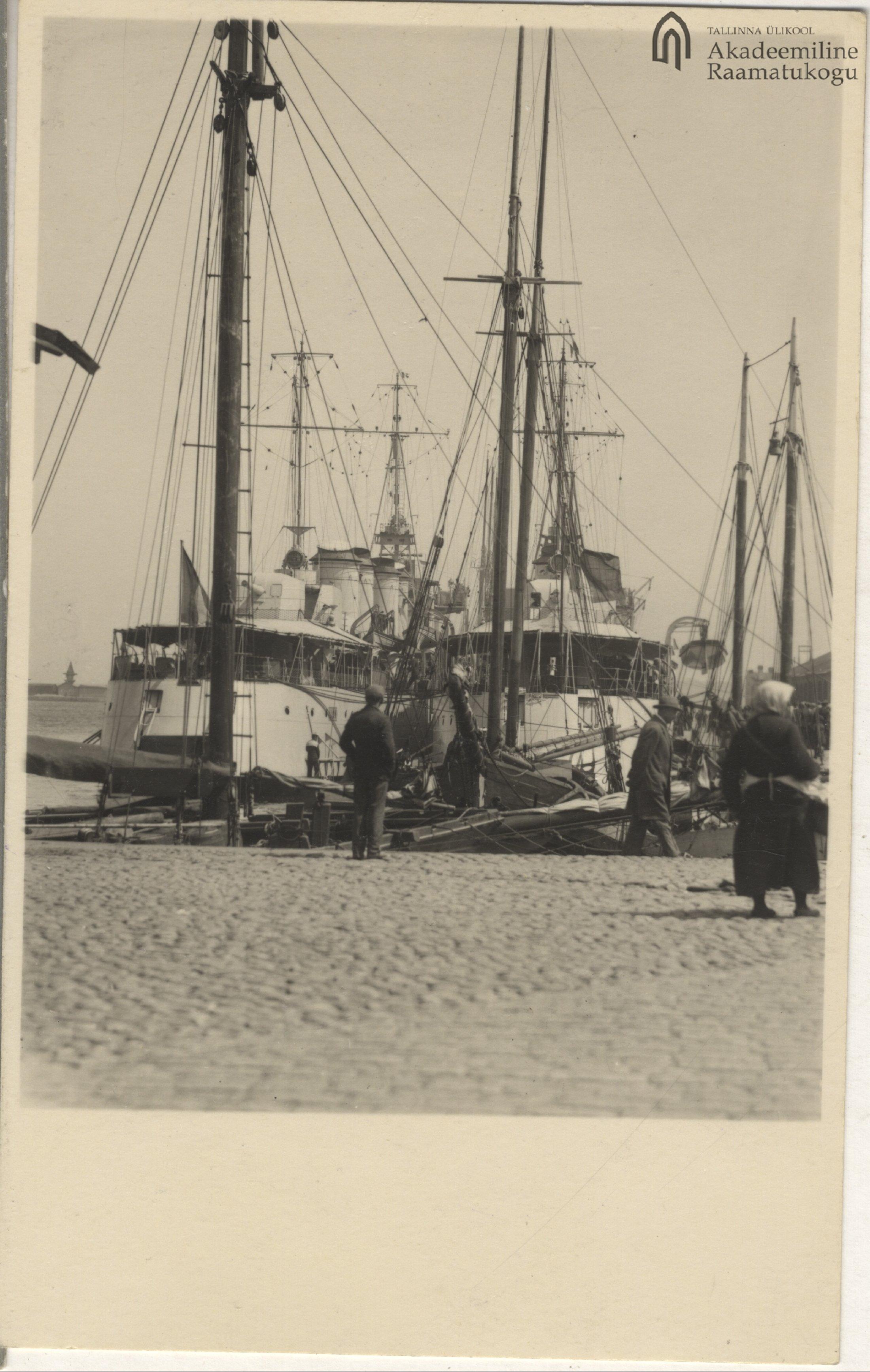 Dutch warship at Tallinn Old Port
