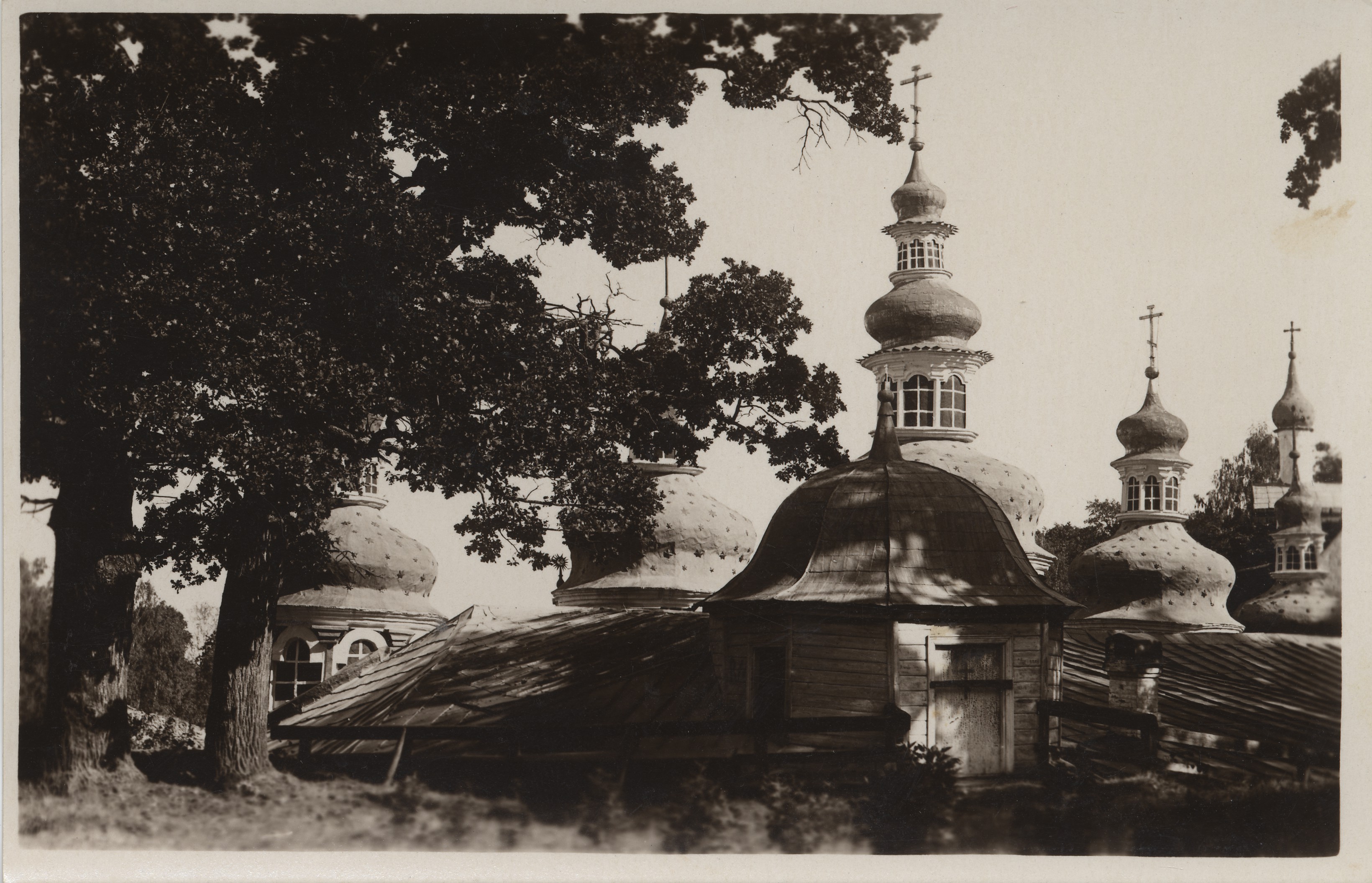 Estonia : Petseri monastery = Pecheri : Heads of the Upspanskago Собора