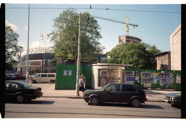 Stockmann's storehouse and kiosk in Tallinn on Tartu highway