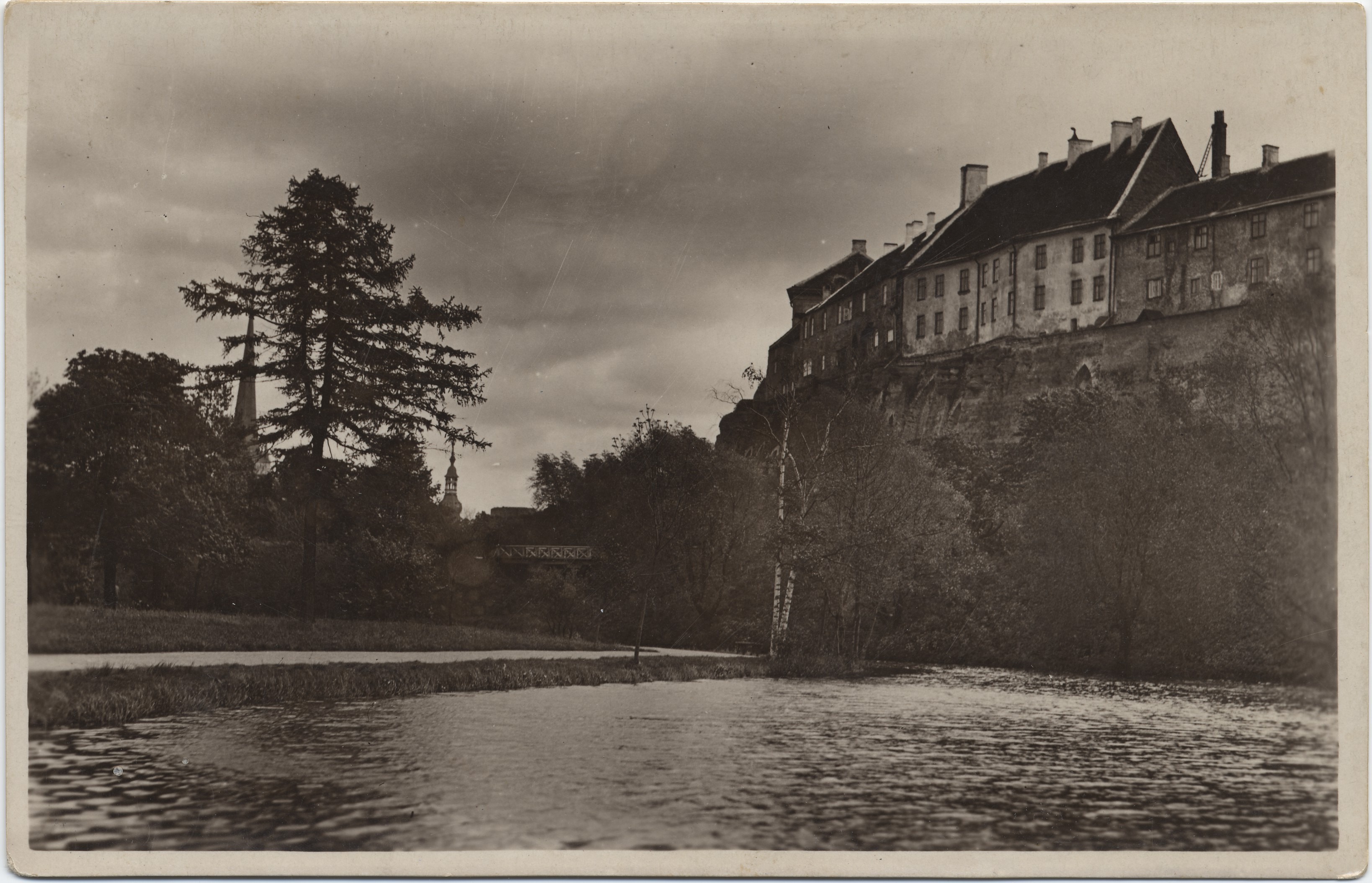 Estonian-tallinn = more : Schnelli tiik = Domberg : Schnell&#039;s pond