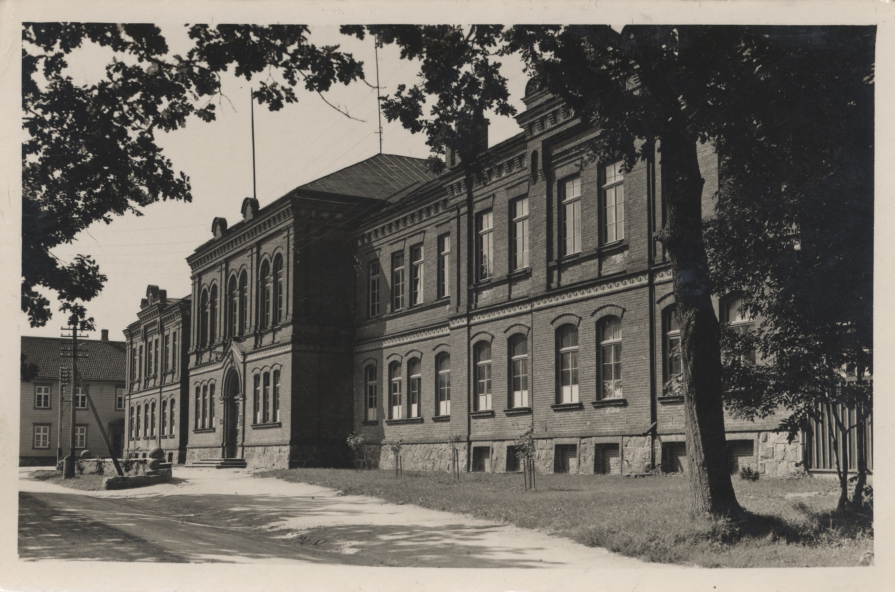 [viljandi Gymnasium]