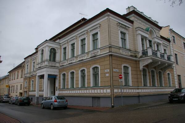 Digital photo. Editing of the newspaper Tartu Postmenes, Gildi t 1; 2011.