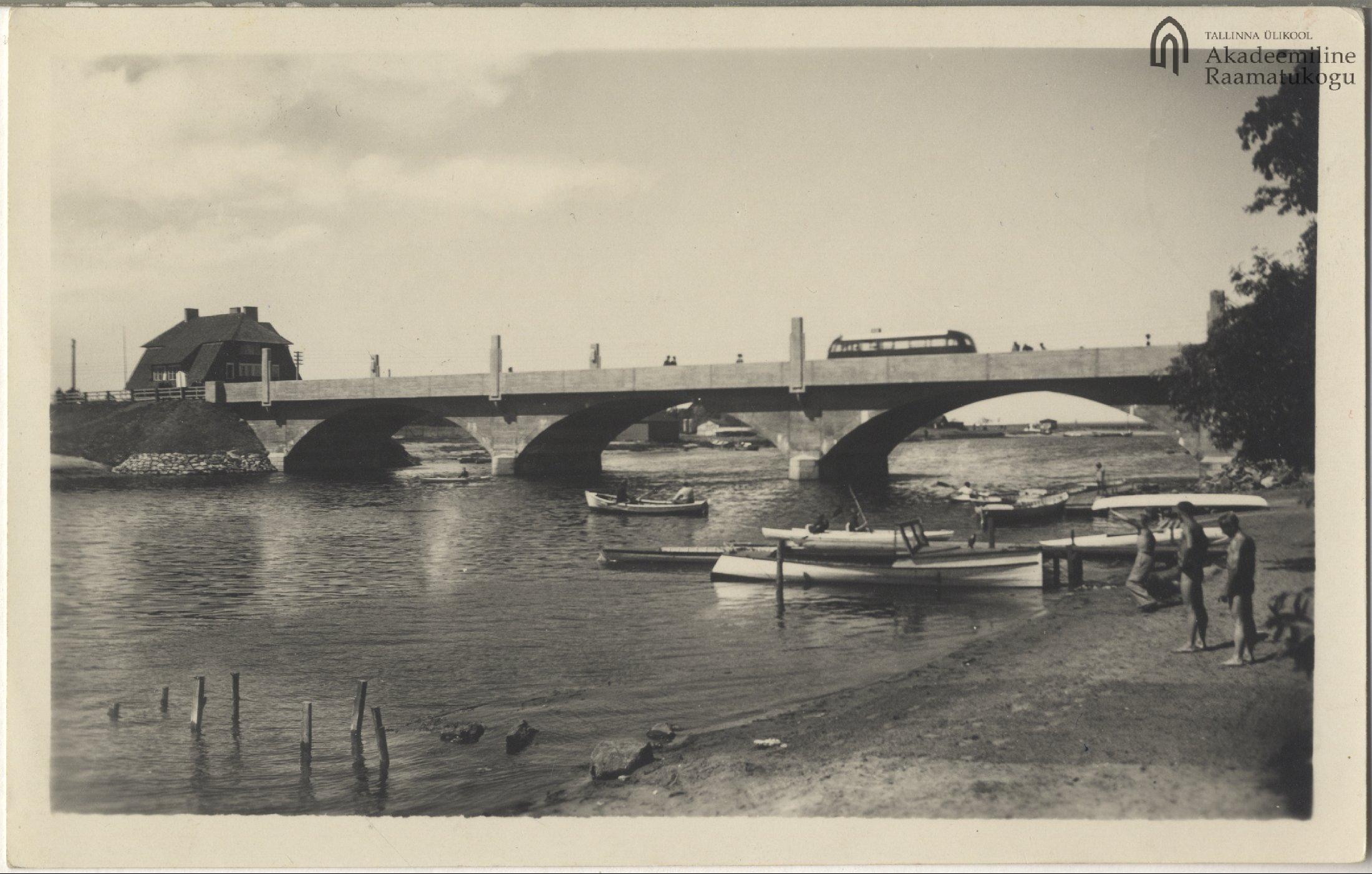 Tallinn. Pirita bridge