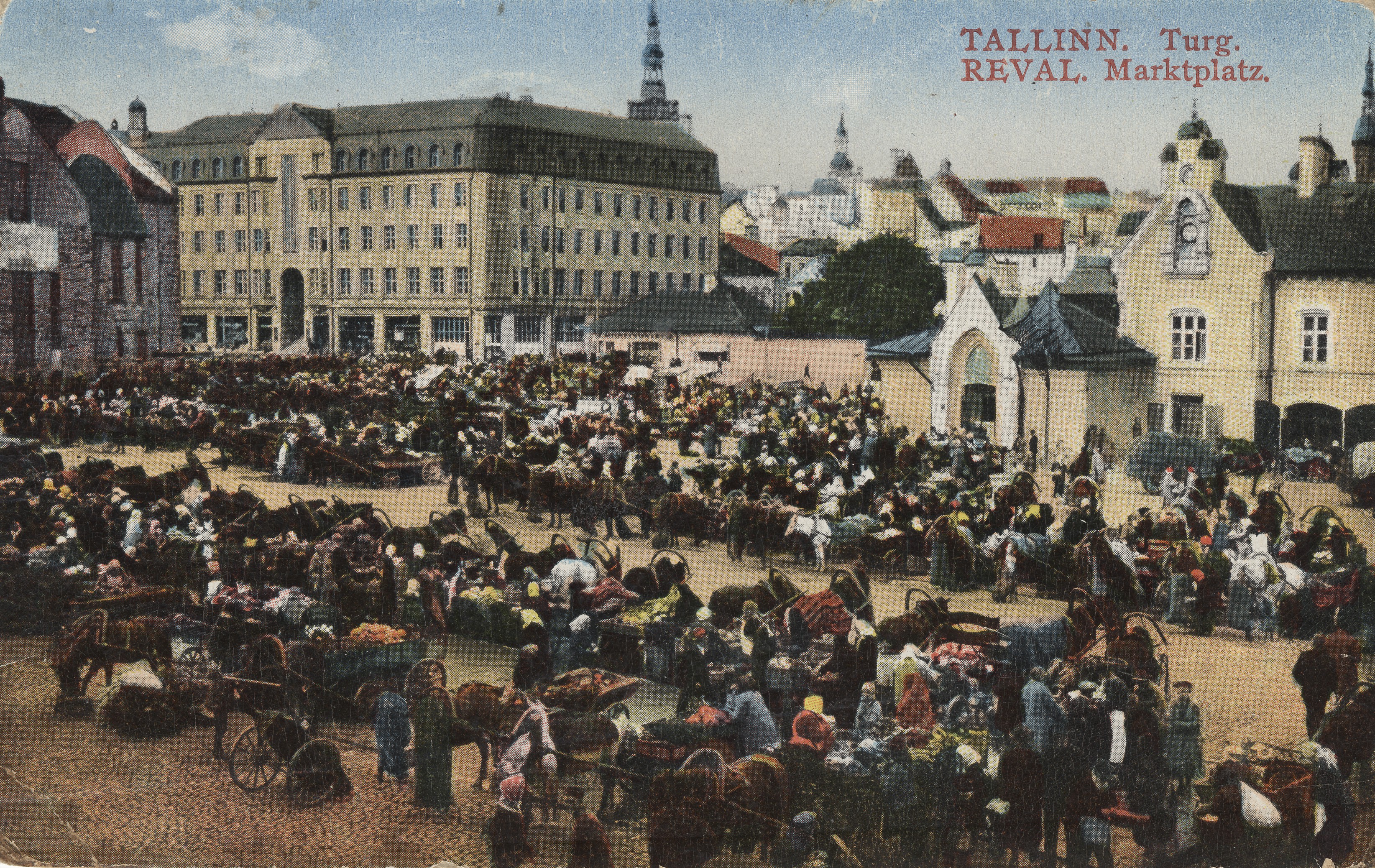 Tallinn : market = Reval : Marktplatz