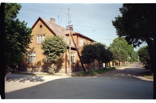 Building on the street corner in Rakvere