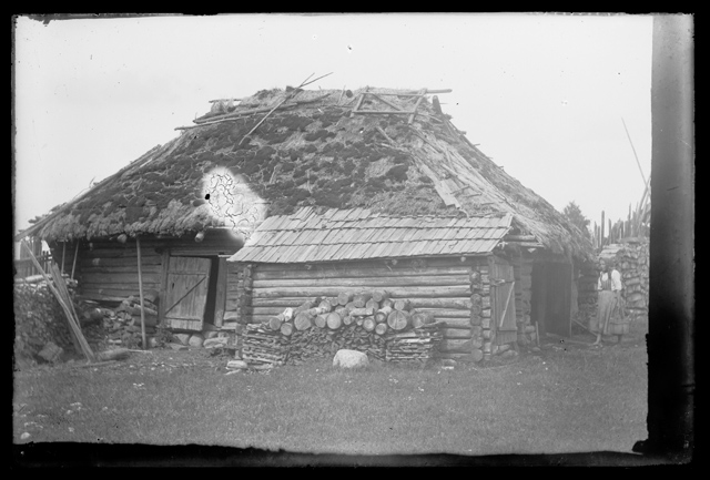 Broken farm, around dressing