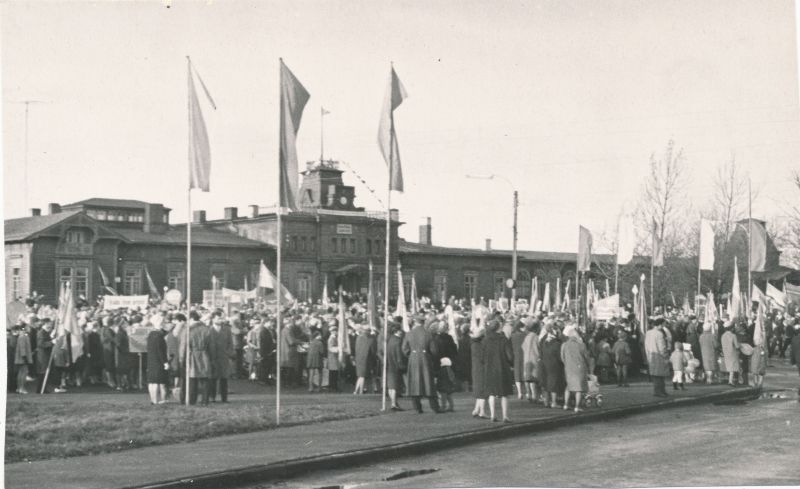 Photo. Celebrations of the 50th anniversary of the Great Socialist October Revolution in Haapsalu.