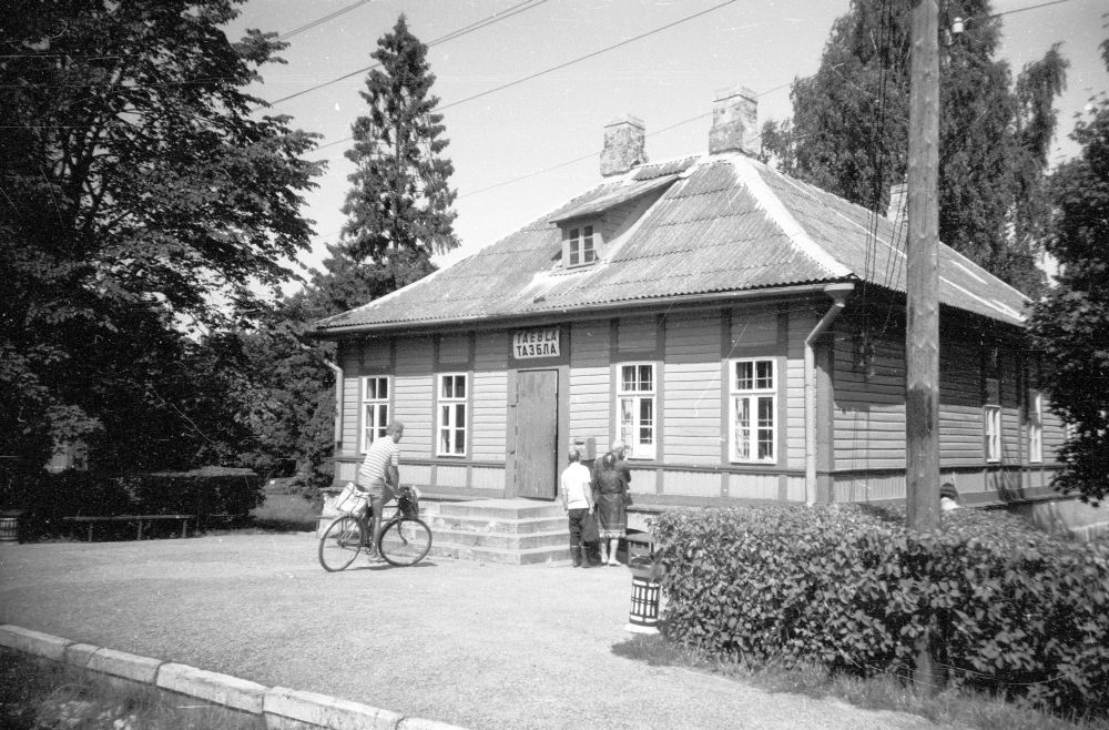 Taebla Station Building