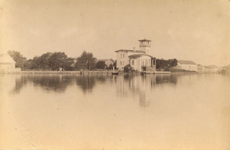 Photo. Chocolate promenade and Ungern - Sternberg villa. View from the back chain to the promenade. 1885 ?