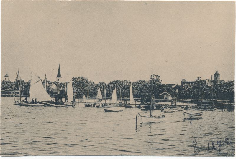 Postcard. View from the back chain to the promenade. Before 1914.