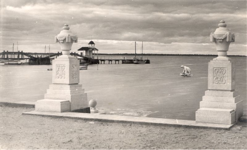 Photo postcard. Caldatrepisttik on the promenade.