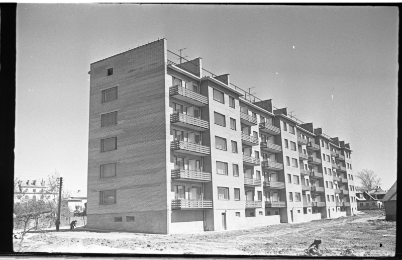 Construction of the apartment building.