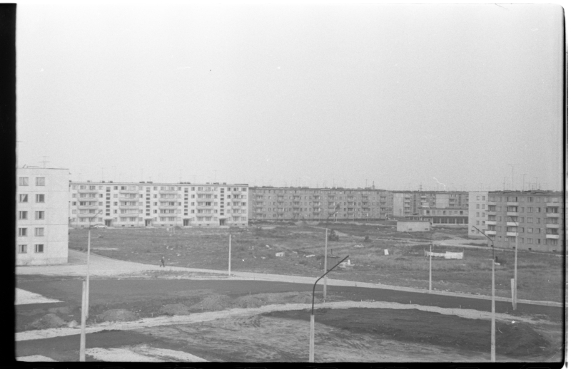 Construction of apartment buildings in Mustamäe 5th micro district. View towards the Mustamäe Road.