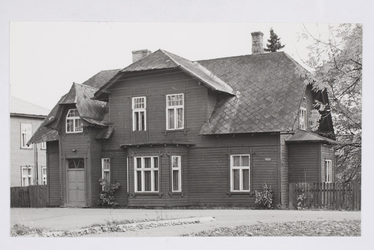 Tartu, Day 7, built in 1910.