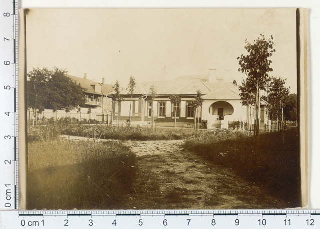 Ecs house 1904